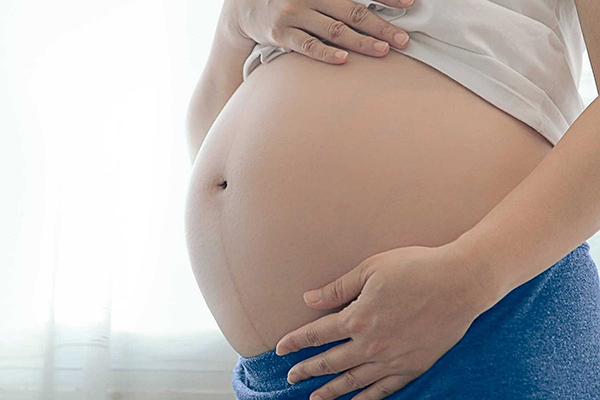 Nếu mẹ bầu không may bị mắc bệnh sùi mào gà thì thai nhi cũng có thể mắc phải