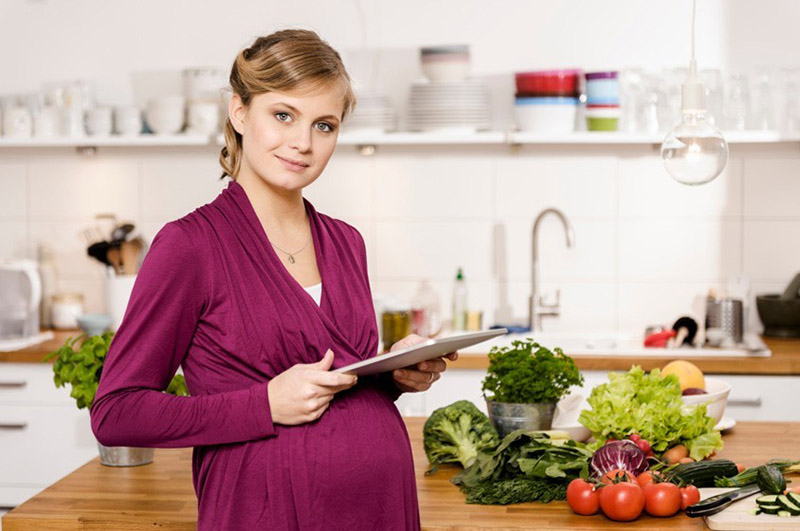Cân bằng dinh dưỡng khi mang thai