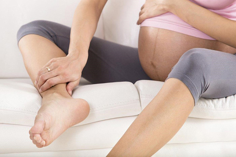 Chuột rút khi bụng bầu to lên