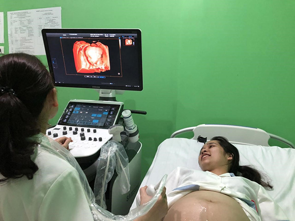 Khi an2o siêu âm 4d